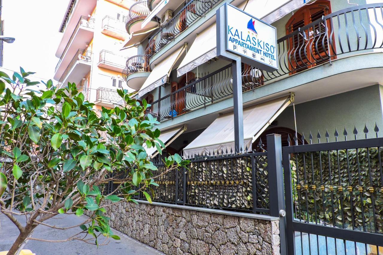 Kalaskiso' Giardini Naxos Eksteriør billede