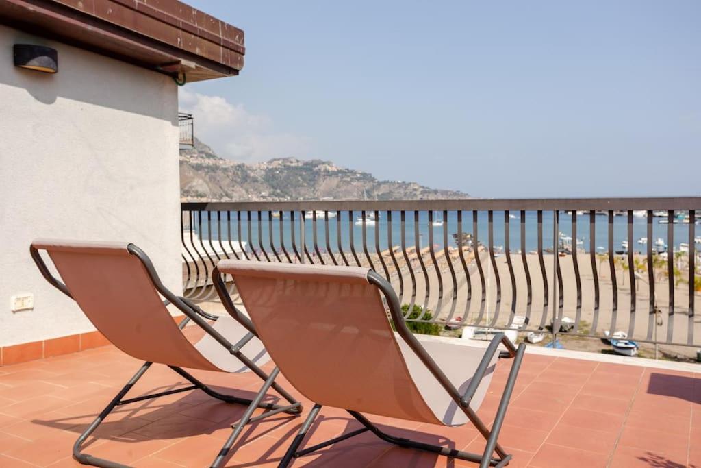 Kalaskiso' Giardini Naxos Eksteriør billede