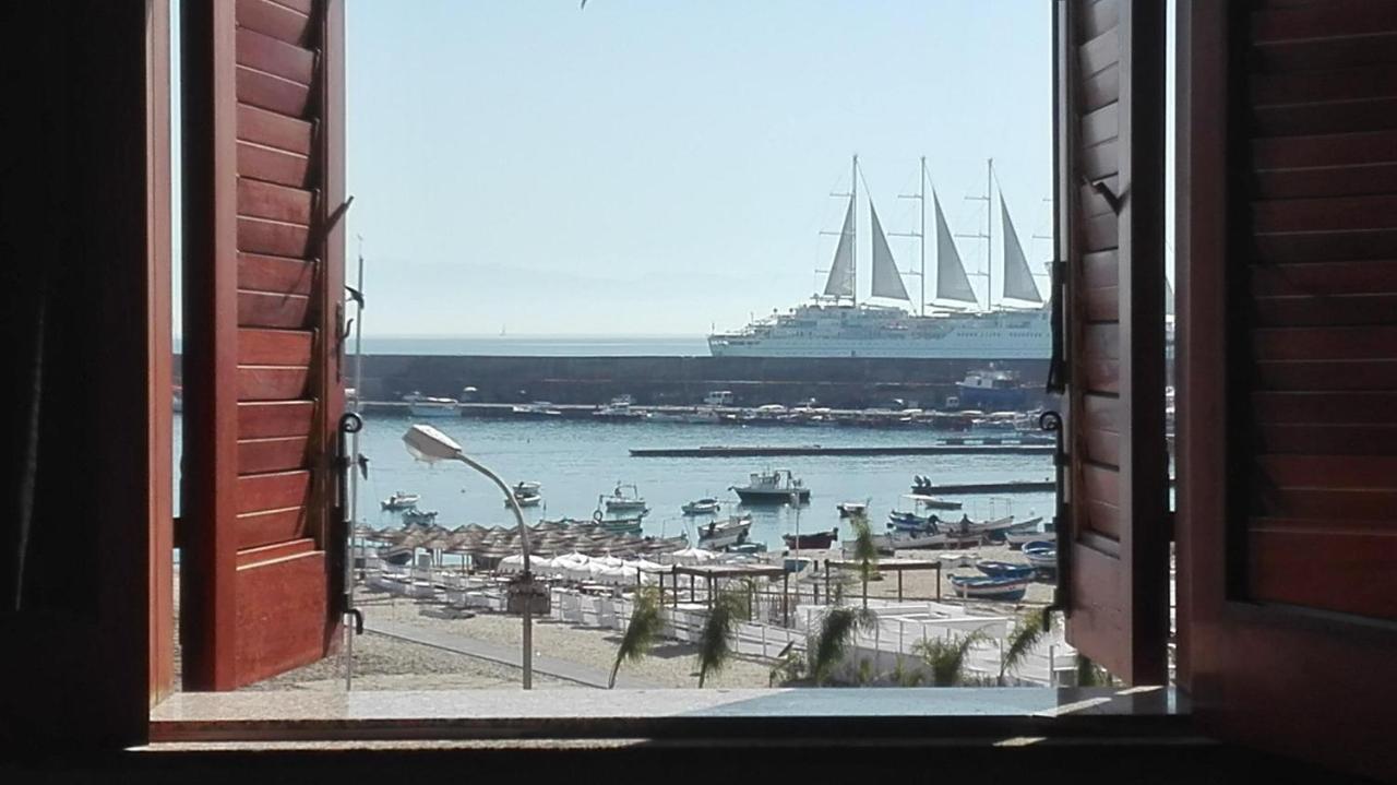 Kalaskiso' Giardini Naxos Eksteriør billede